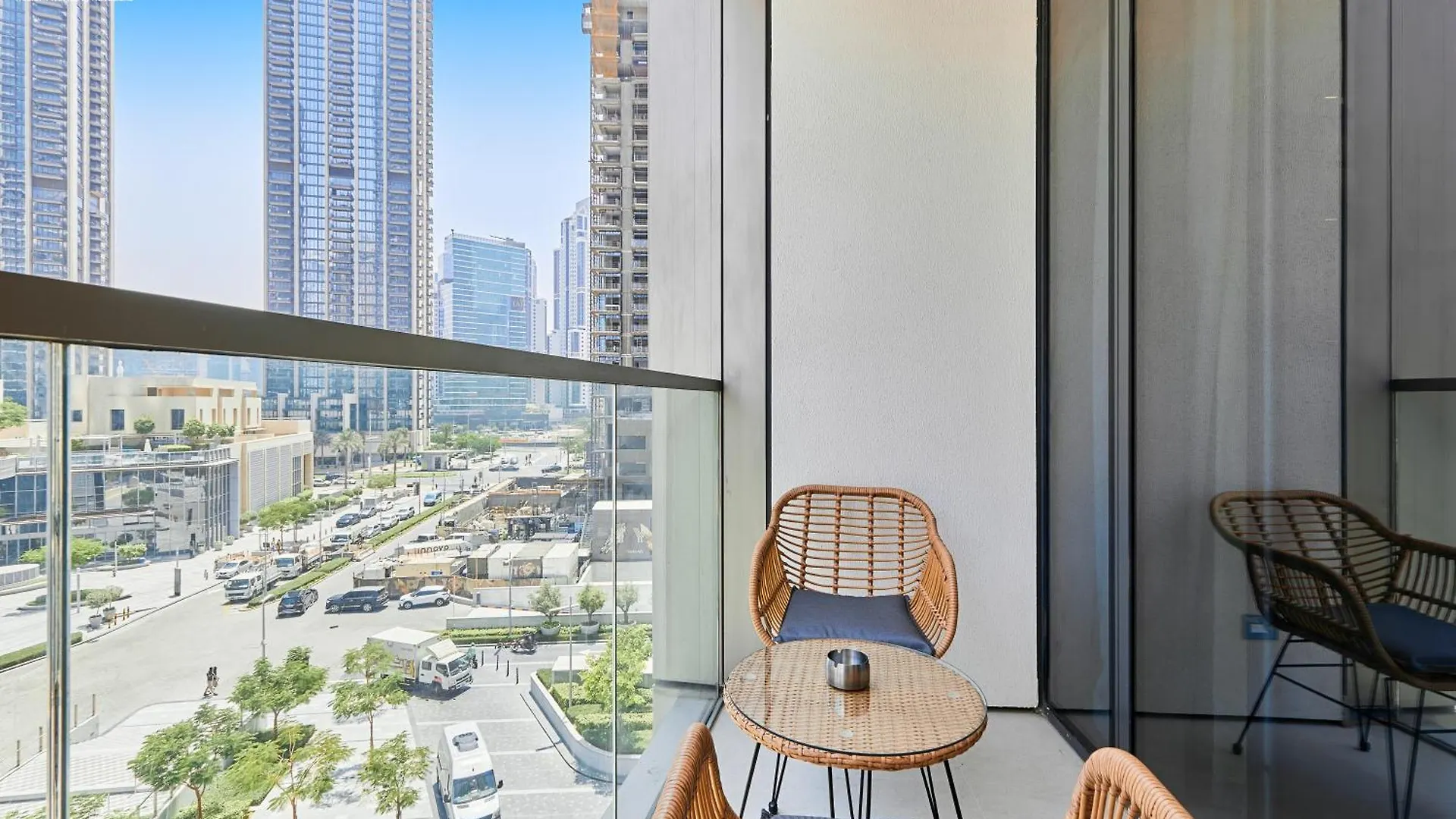 Bnbmehomes - Grande Signature Residences Dubai United Arab Emirates