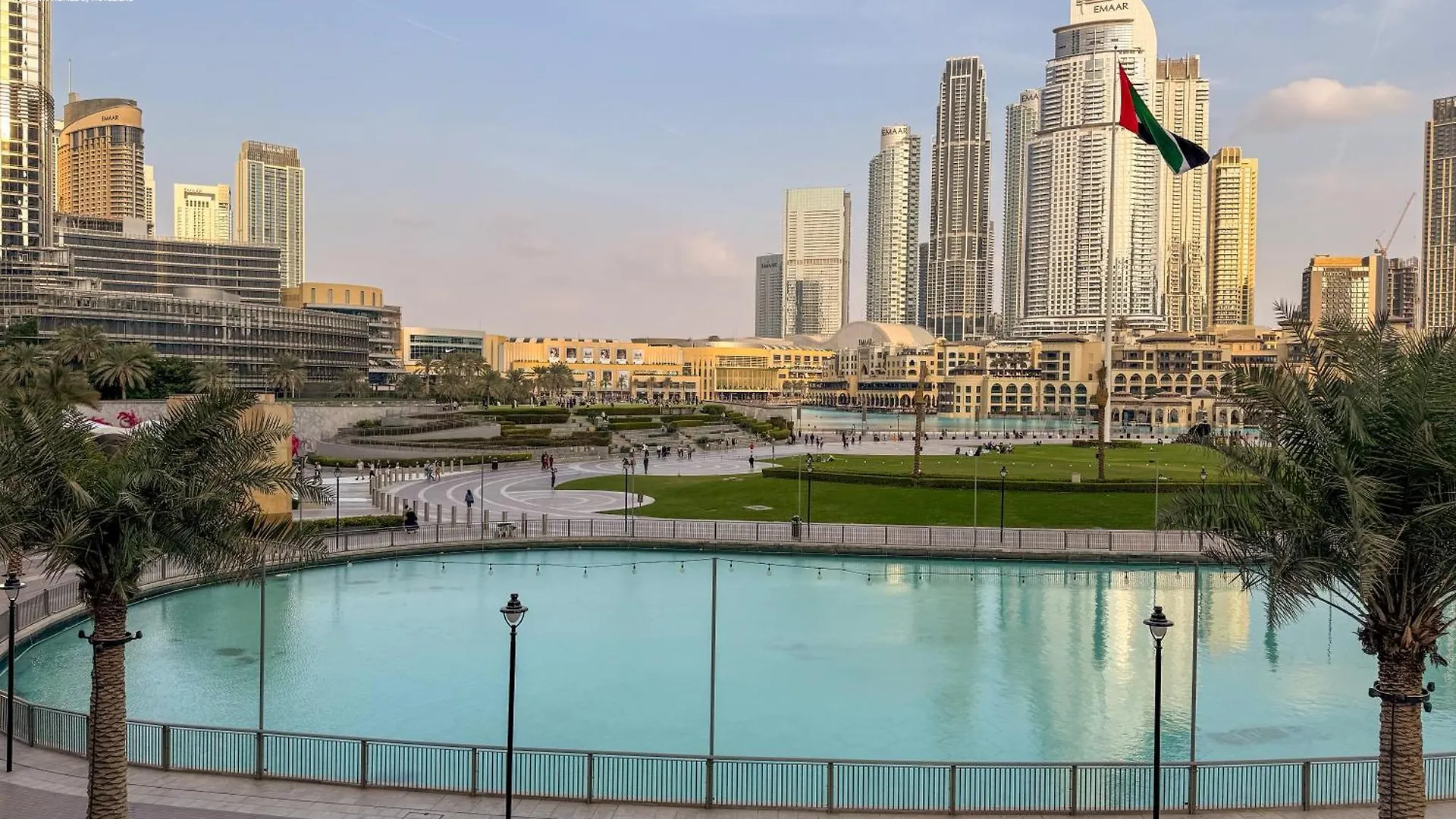 Bnbmehomes - Grande Signature Residences Dubai 0*,  United Arab Emirates